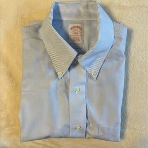 Men’s Brooks Brothers button down shirt